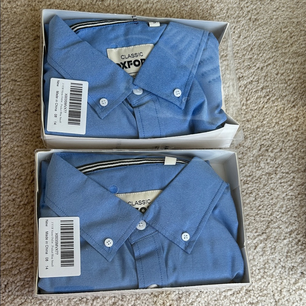 NWT set of two Oxford Men’s Button-Down Shirts Blue 100% cotton
